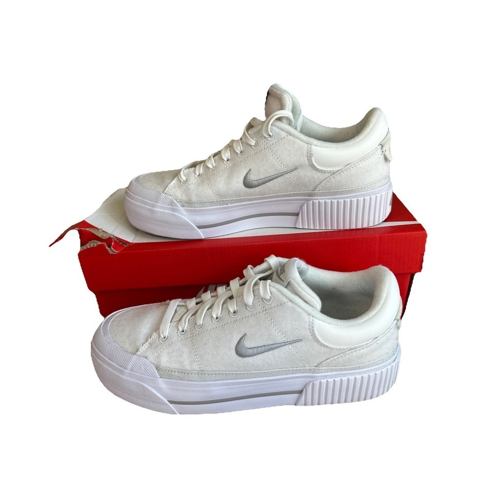 Nike Court Legacy Lift Sneakers Women's Size 8 Summit White Low Top Platform